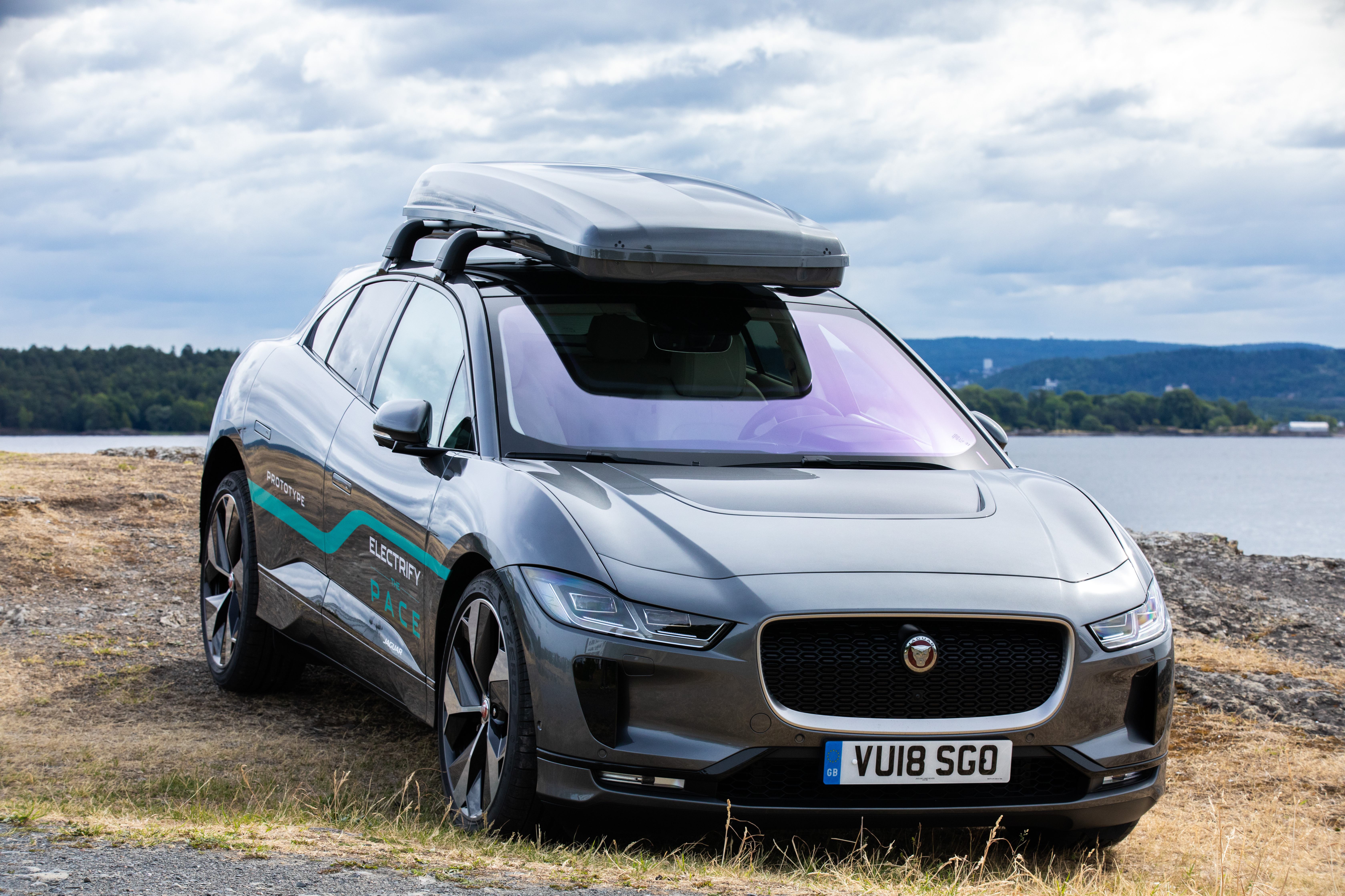 Jaguar discount roof box